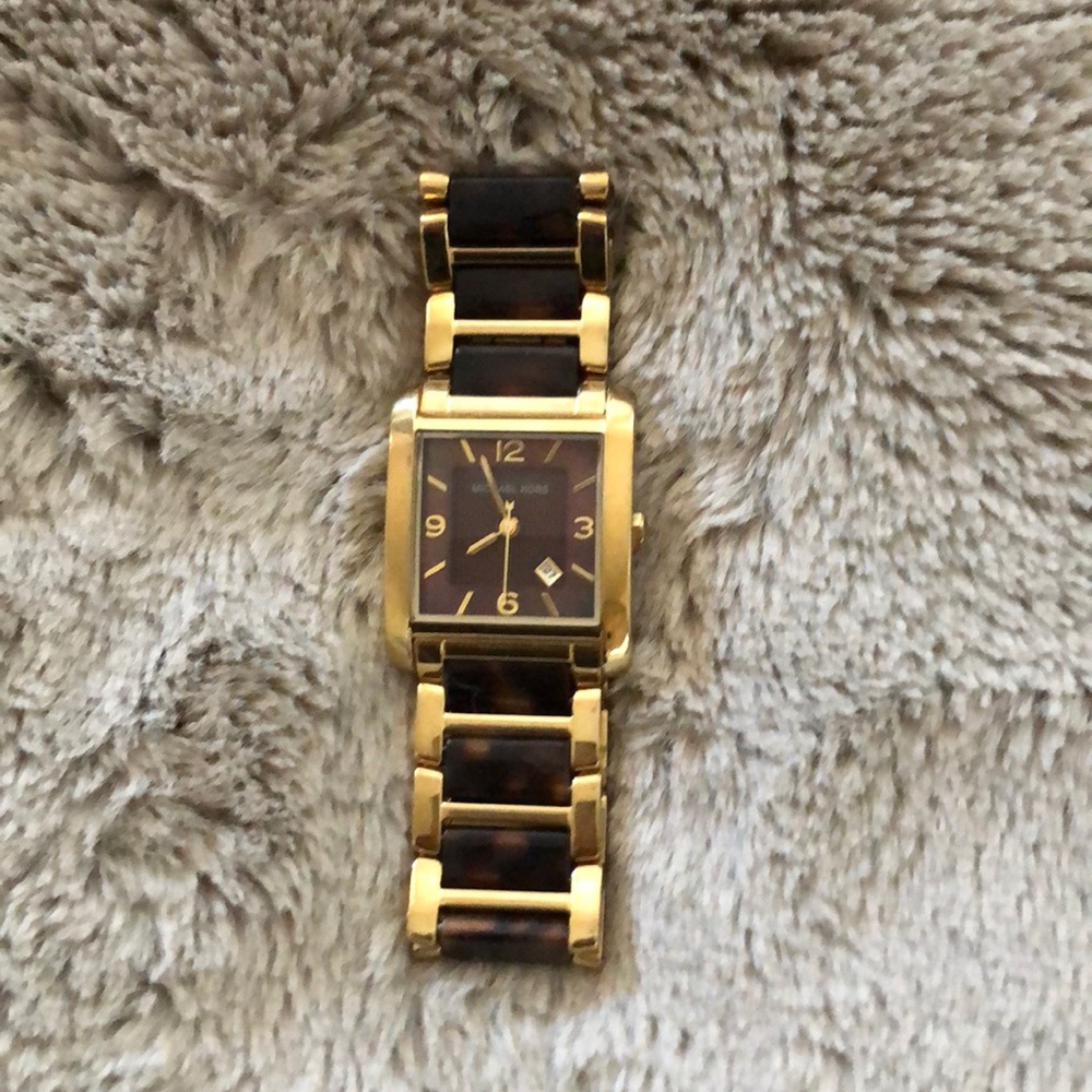 Michael Kors Tortoise Watch.